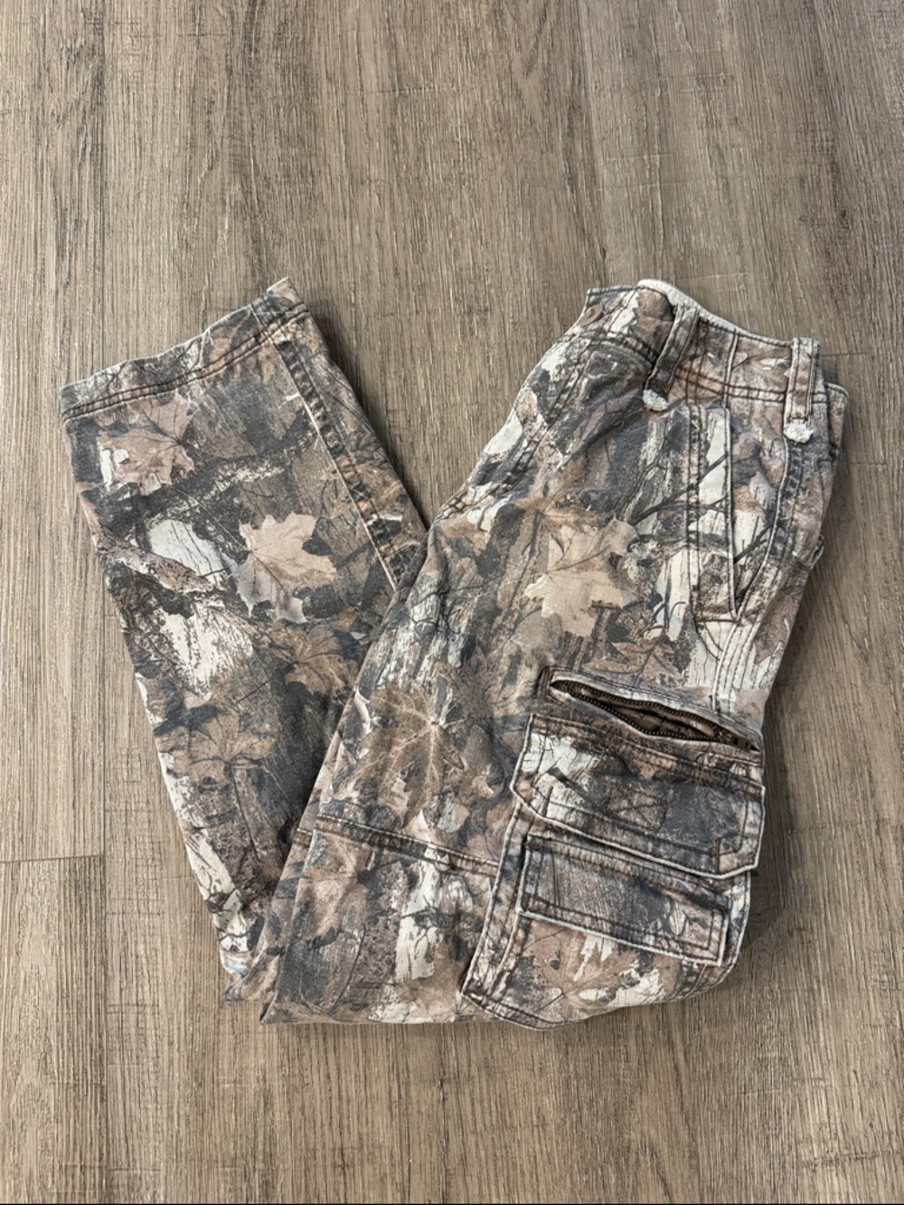 Hollister Men's Camo Cargo Pants - 28x30 Loose